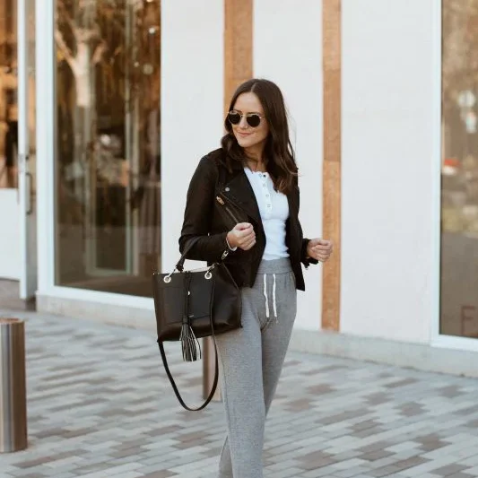Casual Winter Outfit Ideas for Work From Home